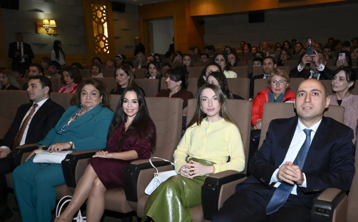 \"Mən, Lalə, bir də Şerlok Holms 2\" filminin ikinci mövsümü ictimaiyyətə təqdim olunub&nbsp;