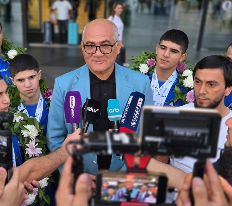 &nbsp;Biz isə təsadüfi uğurlara deyil, sistemli işə köklənmişik”.