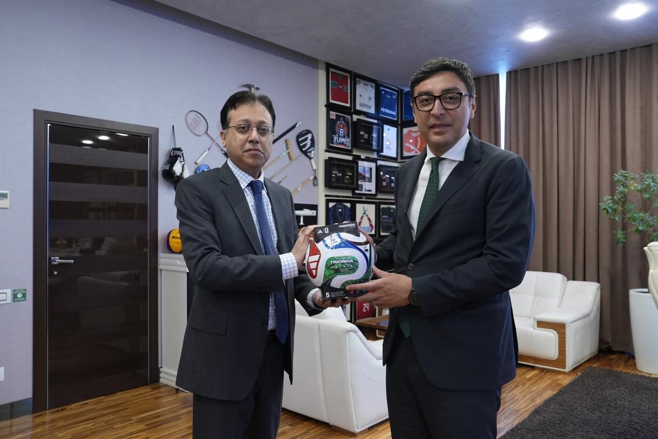 Fərid Qayıbov Pakistanın Azərbaycandakı fövqəladə və səlahiyyətli səfirini qəbuul edib 