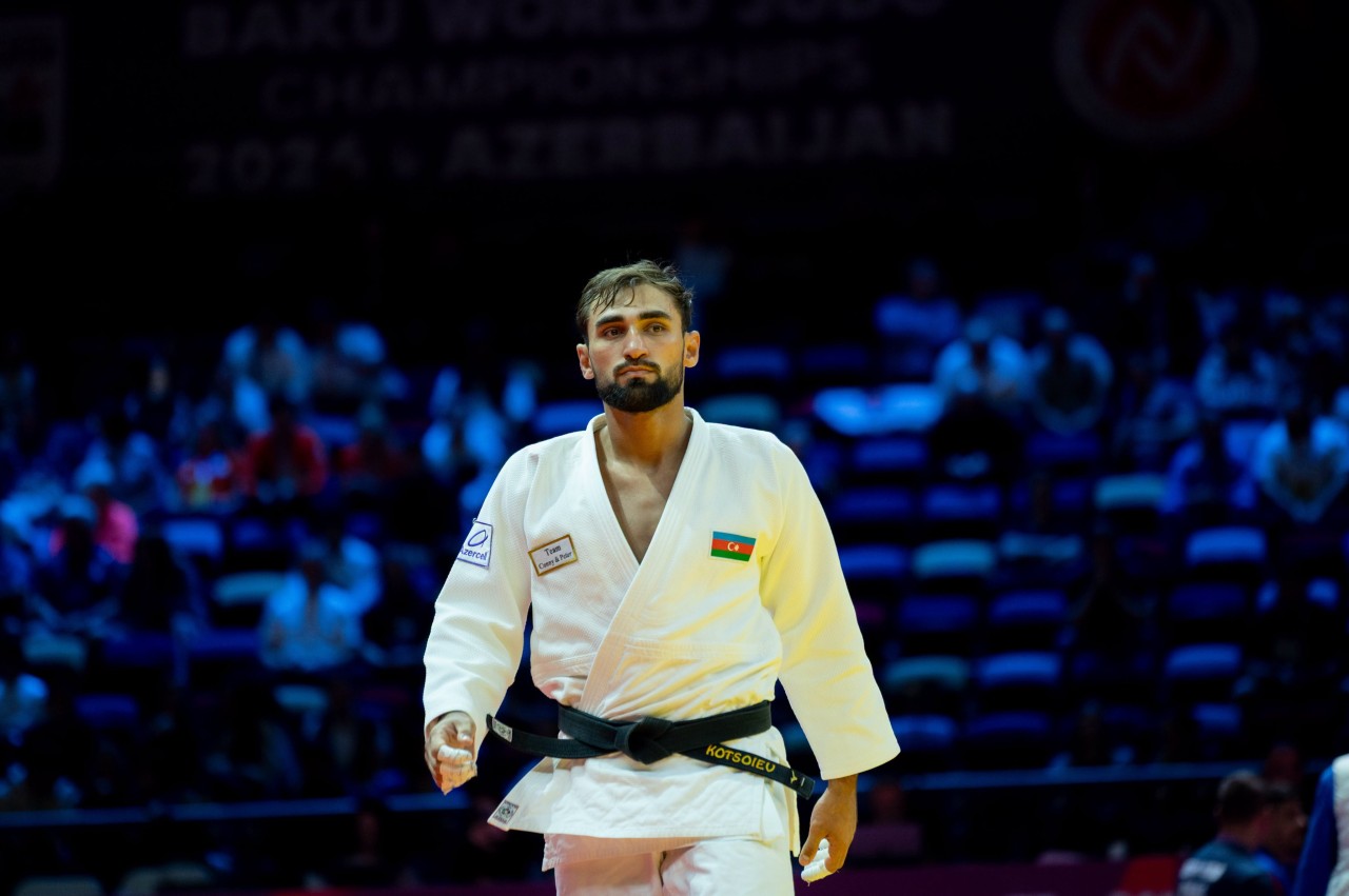 Zelim Kotsoyev dünya çempionatında mübarizəni dayandırdı