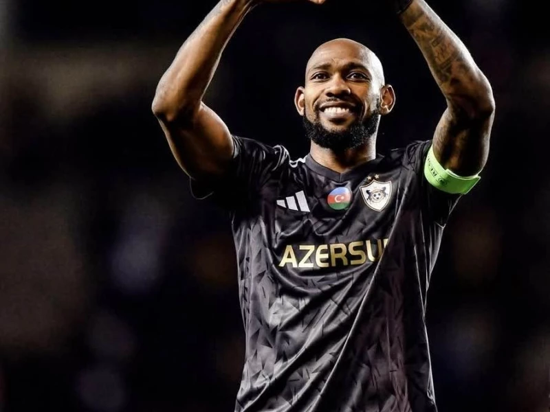 \"Qarabağ\" Medina ilə yollarını ayırdı&nbsp;