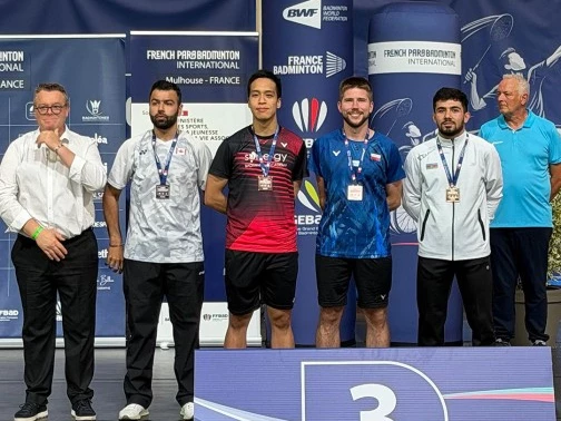 Parabadmintonçusmuz Fransada bürünc medal qazanıb 