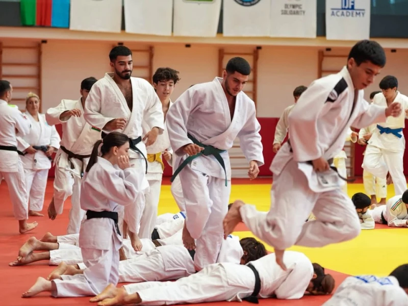 Tələbələr üçün praktiki ustad dərsləri təşkil olunub
